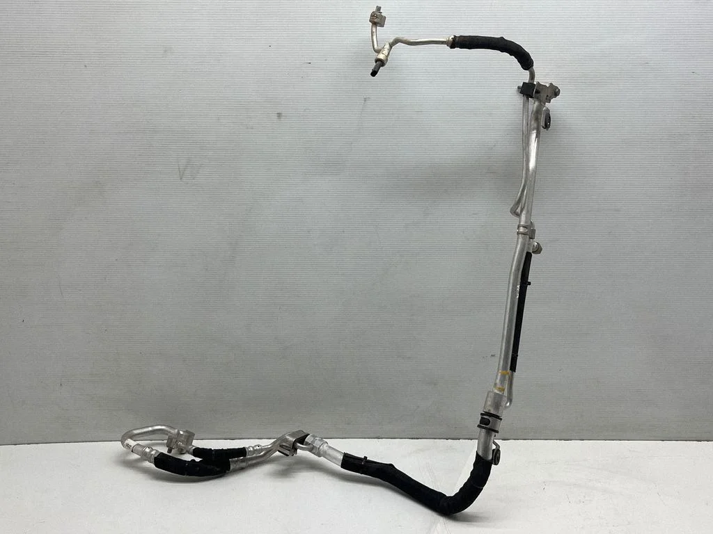 Air conditioning (A/C) pipe/hose