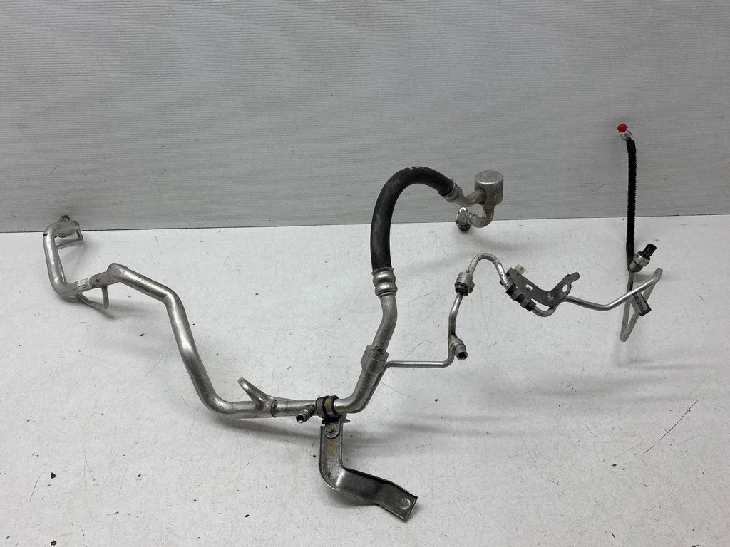 Air conditioning (A/C) pipe/hose 924406427R