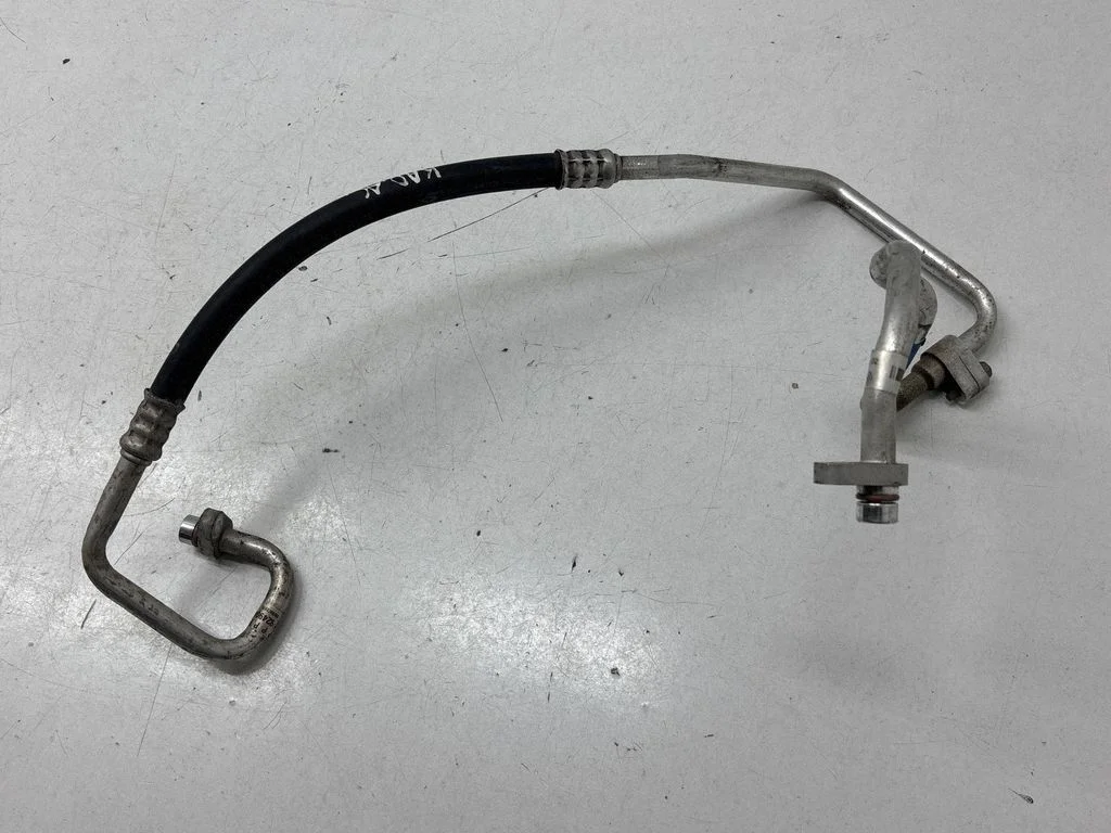 Air conditioning (A/C) pipe/hose 924474ED0A