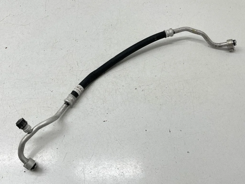 Air conditioning (A/C) pipe/hose