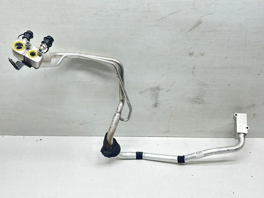 Air conditioning (A/C) pipe/hose 31694239