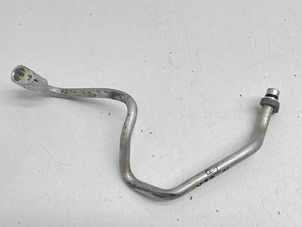 Air conditioning (A/C) pipe/hose