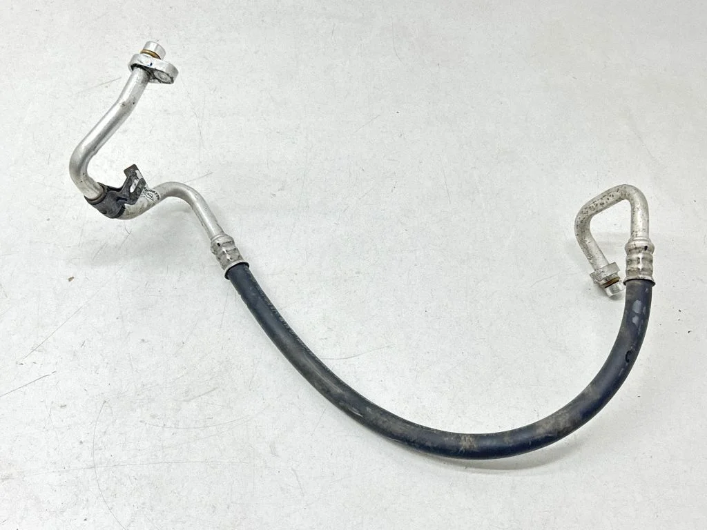 Air conditioning (A/C) pipe/hose 924906677R