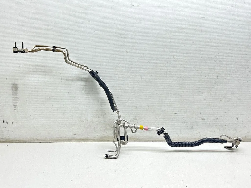 Air conditioning (A/C) pipe/hose