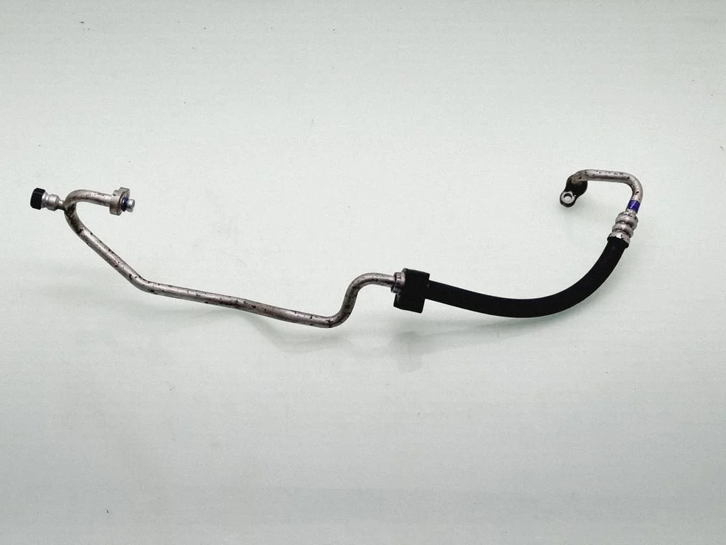 Air conditioning (A/C) pipe/hose
