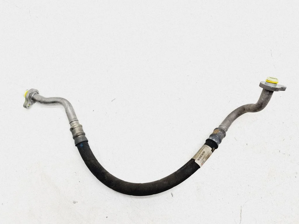 Air conditioning (A/C) pipe/hose 31369697