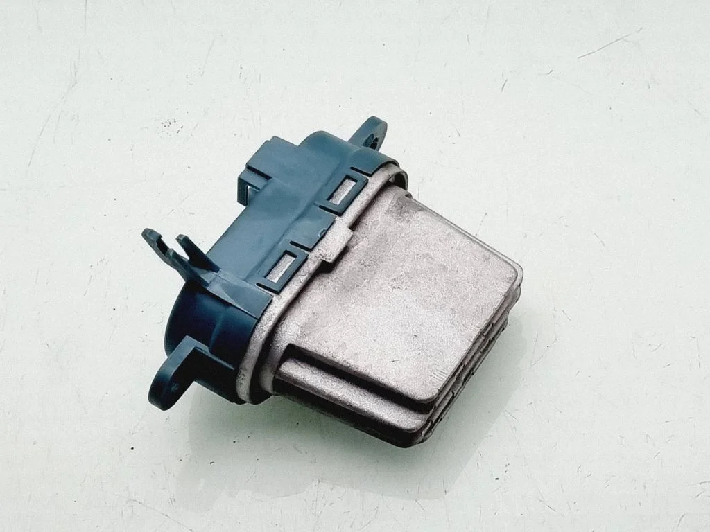 Heater blower motor/fan resistor DEA006TT