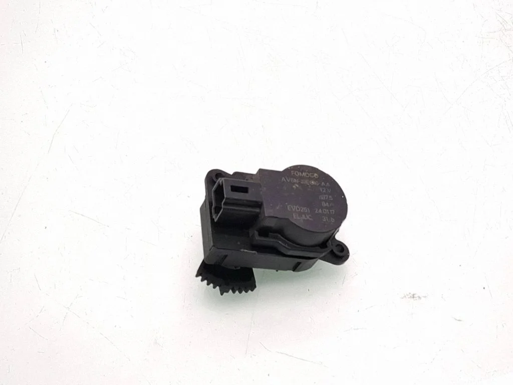 Air flap motor/actuator AV6N19E616AA