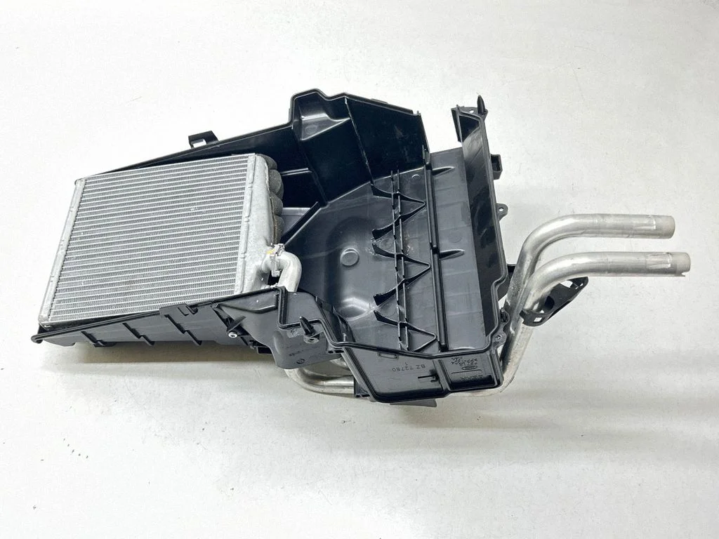Heater blower radiator 6G9N18C300AA