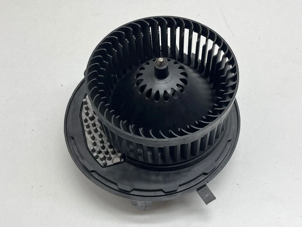 Krāsniņas ventilators/pūtējs 3Q1819021C