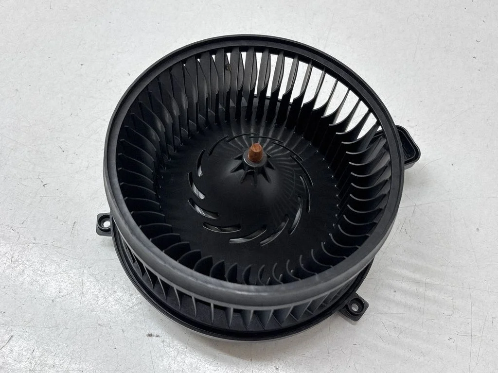 Heater fan/blower 68542630AA