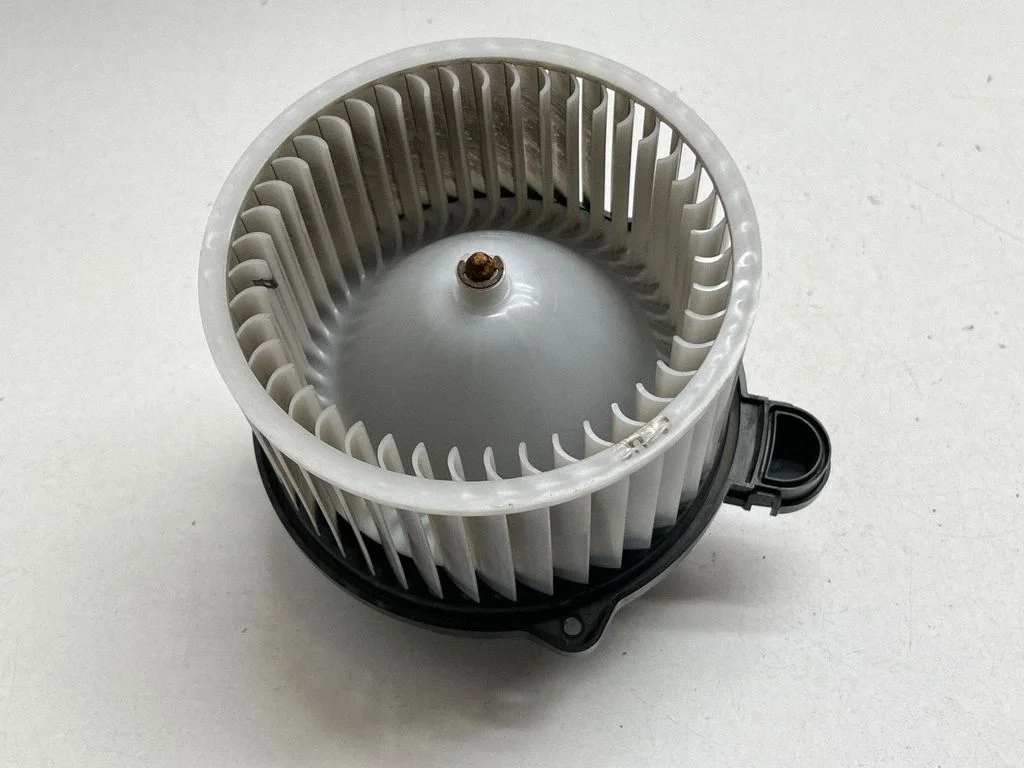 Heater fan/blower F00S3B2547