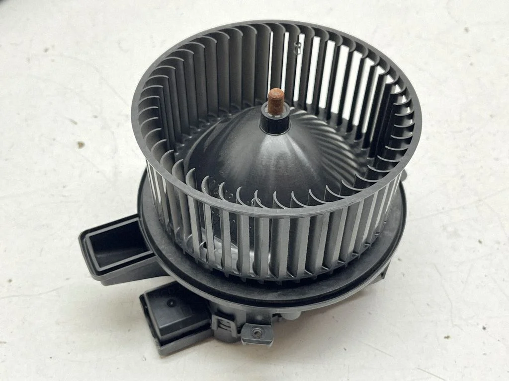 Heater fan/blower C24245109