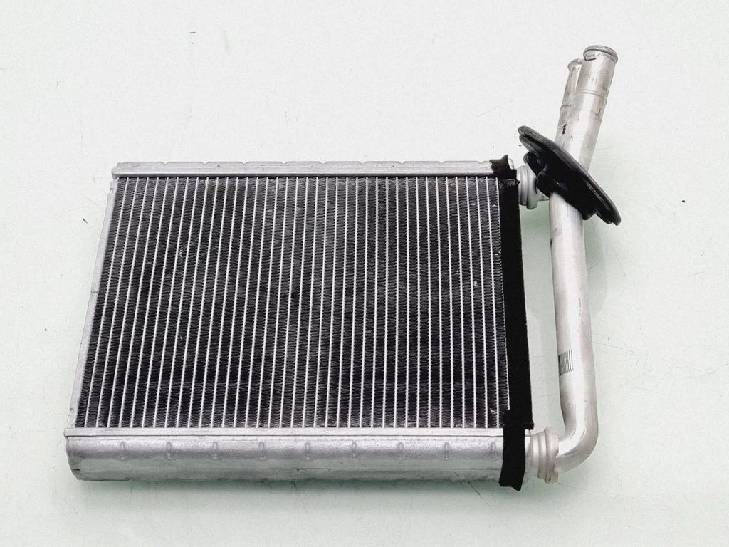 Salongi küttekeha radiaator – Toyota RAV 4 (XA30) (2006-2016)