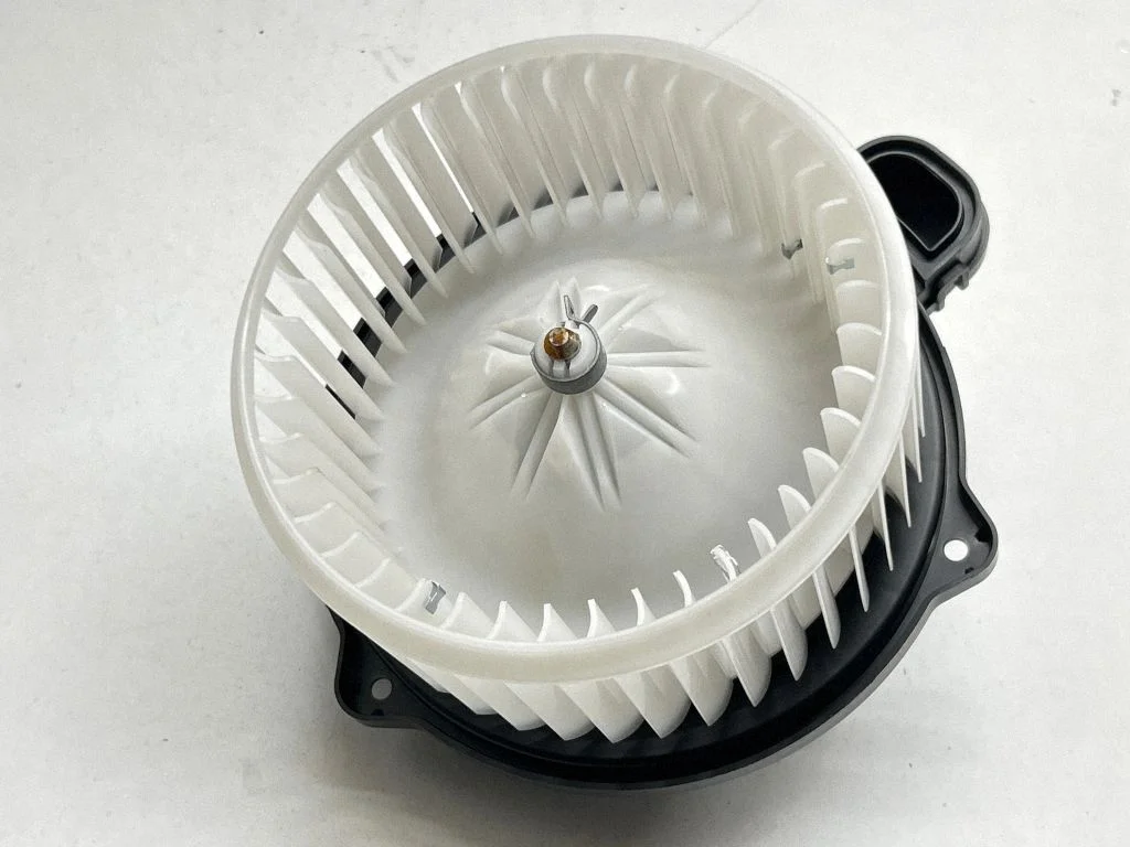 Heater fan/blower 97113-AT900
