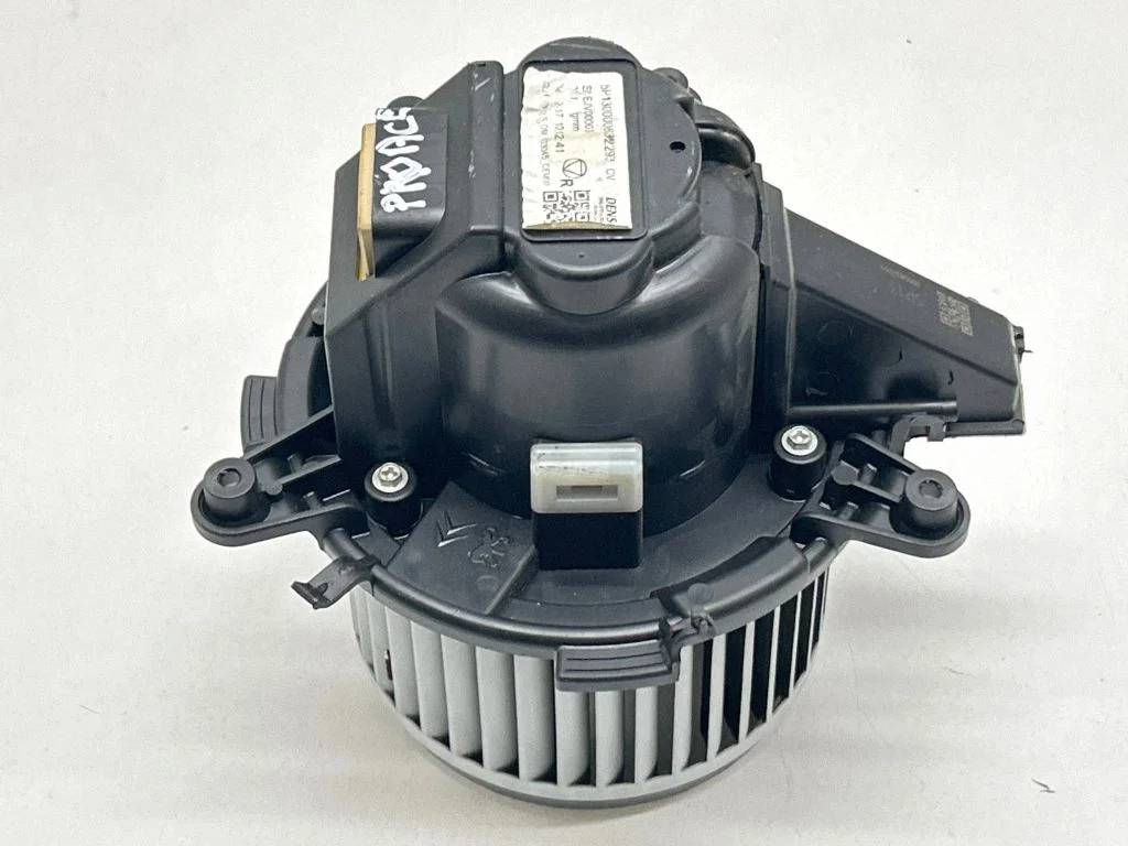 Heater fan/blower EJV00003