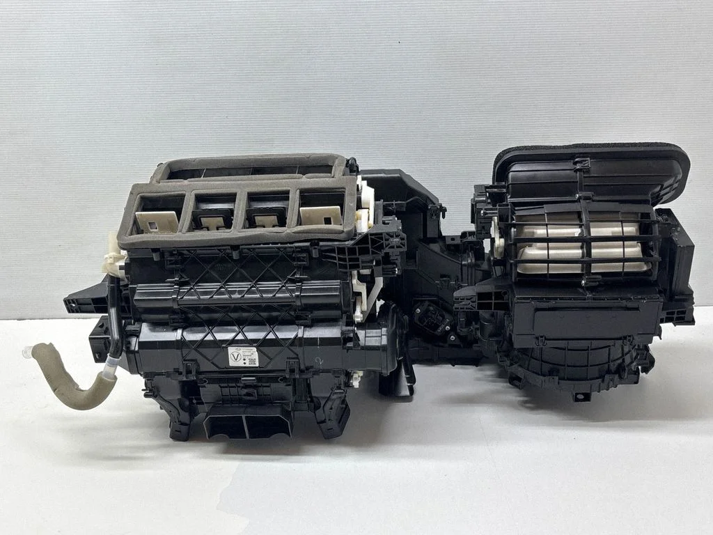 Salongi kütte- ja kliimaploki komplekt 72100AN02A