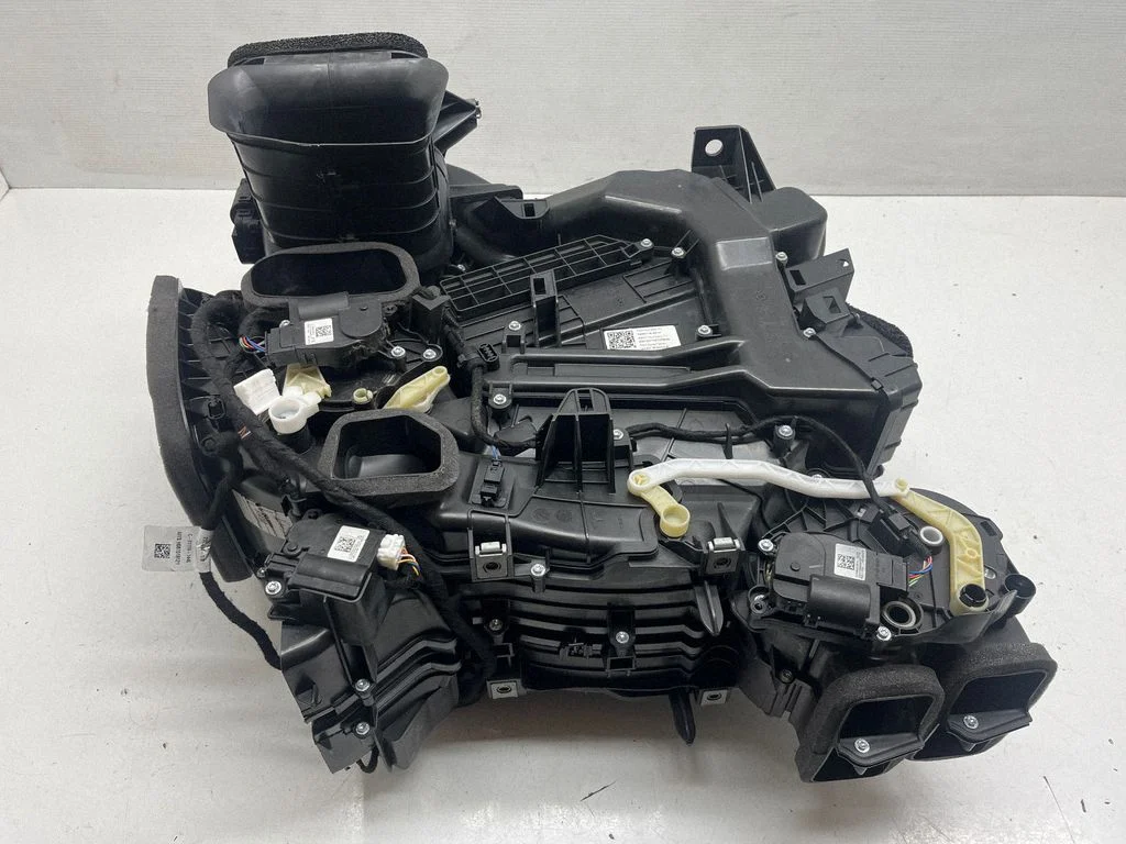 Interior heater climate box assembly – Tesla Model Y (2020-)