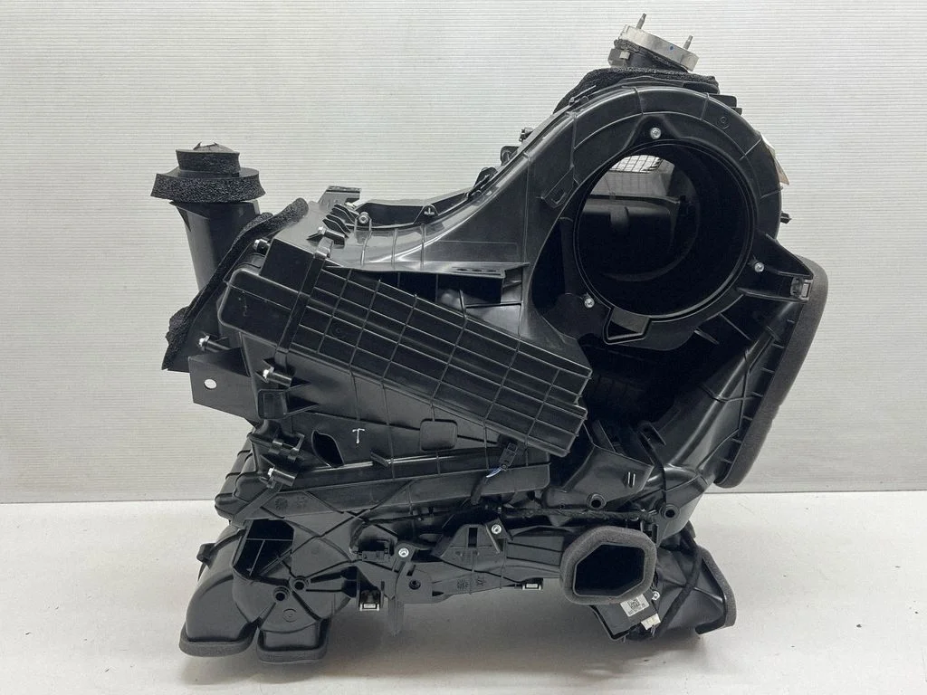 Interior heater climate box assembly – Tesla Model Y (2020-)