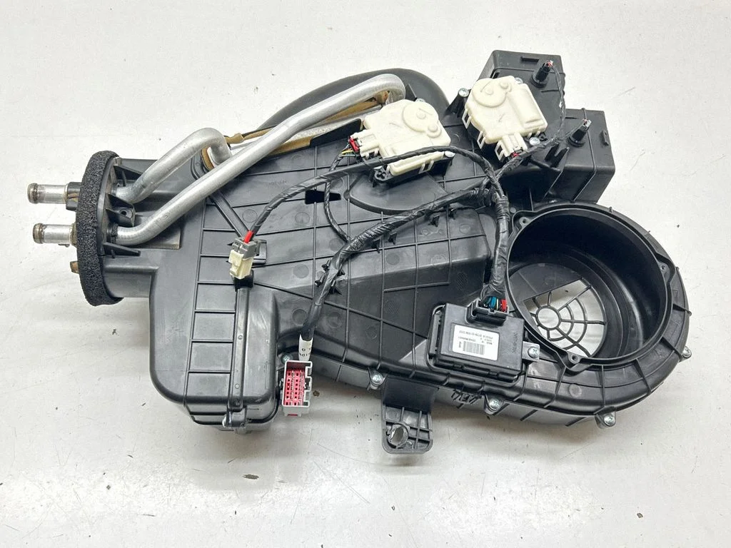 Salongi kütte- ja kliimaploki komplekt – Dodge Durango III (2010-)