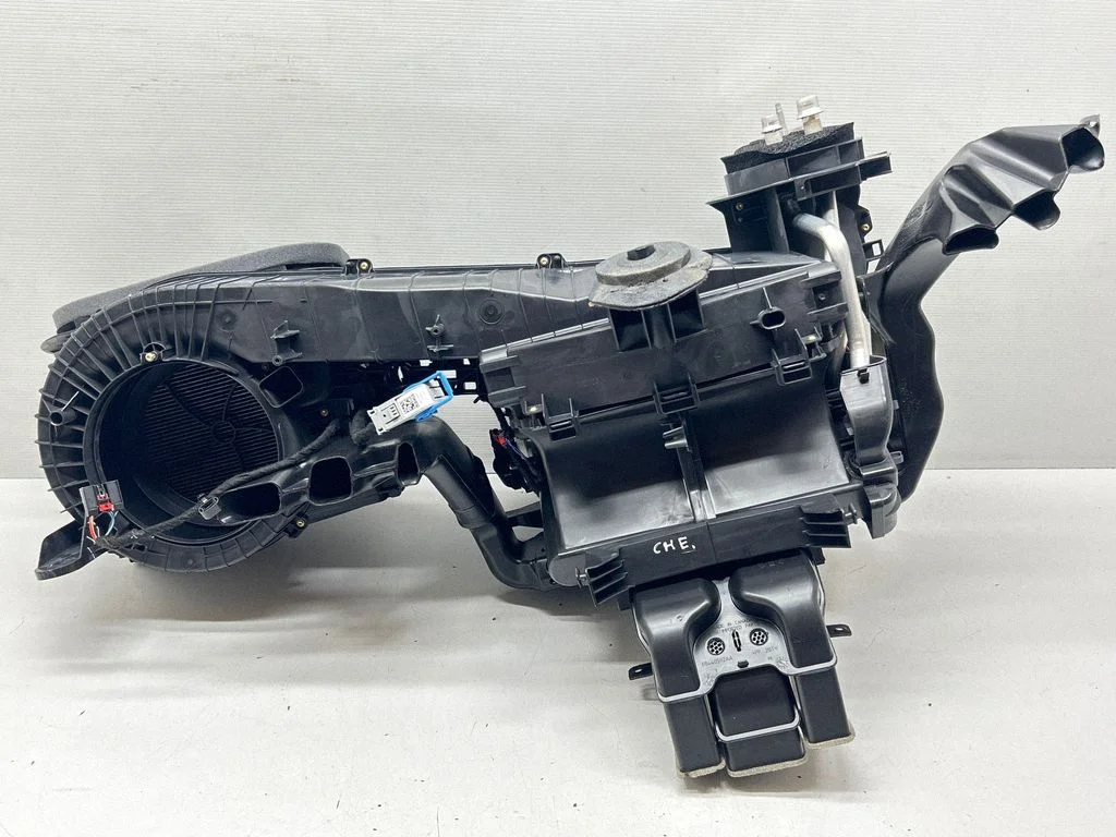Interior heater climate box assembly 68352254AL