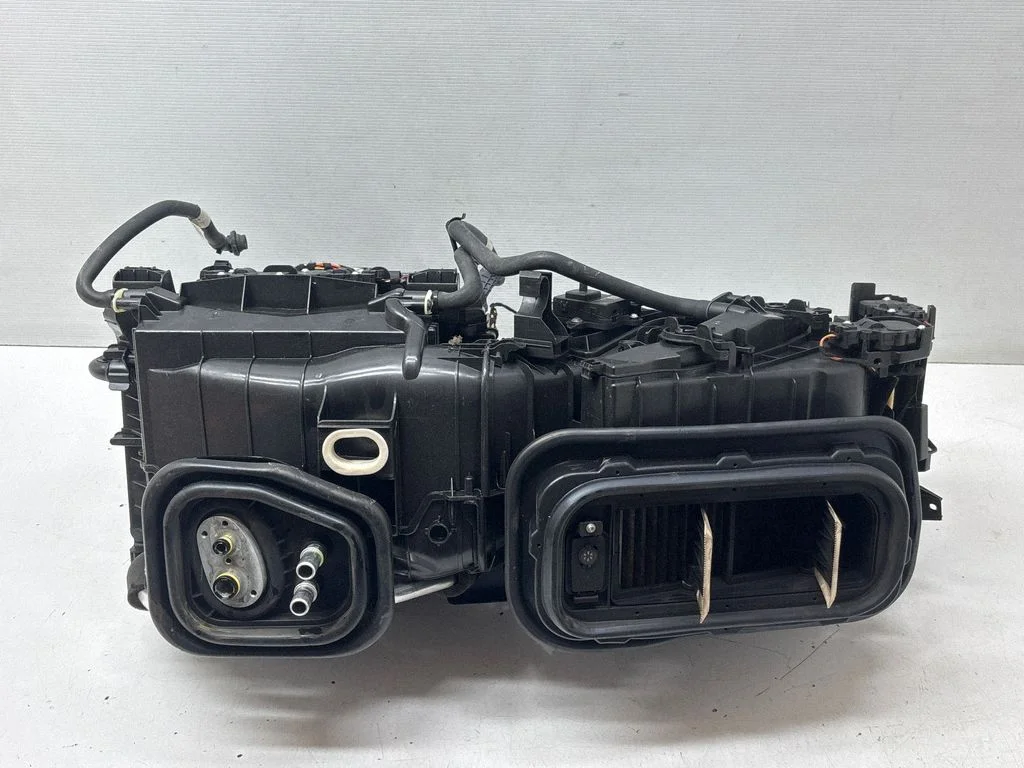 Salongi kütte- ja kliimaploki komplekt – Volvo XC60 (2017-)
