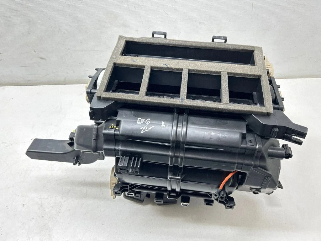Interior heater climate box assembly 97200CV000