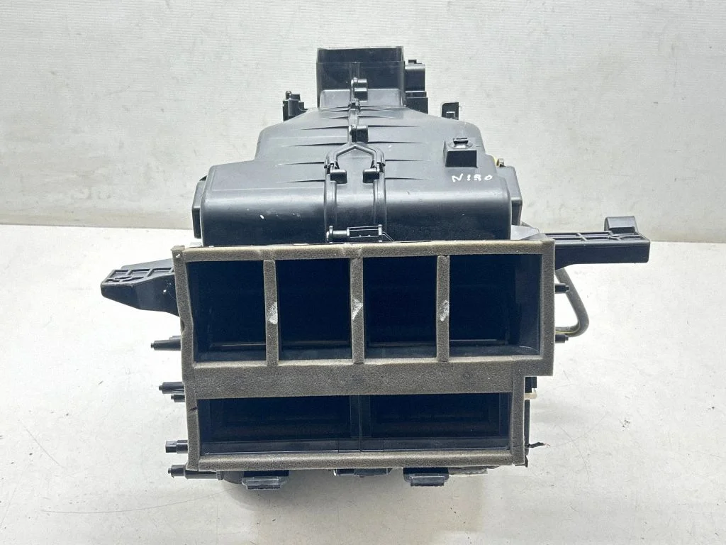 Interior heater climate box assembly 97200A0900