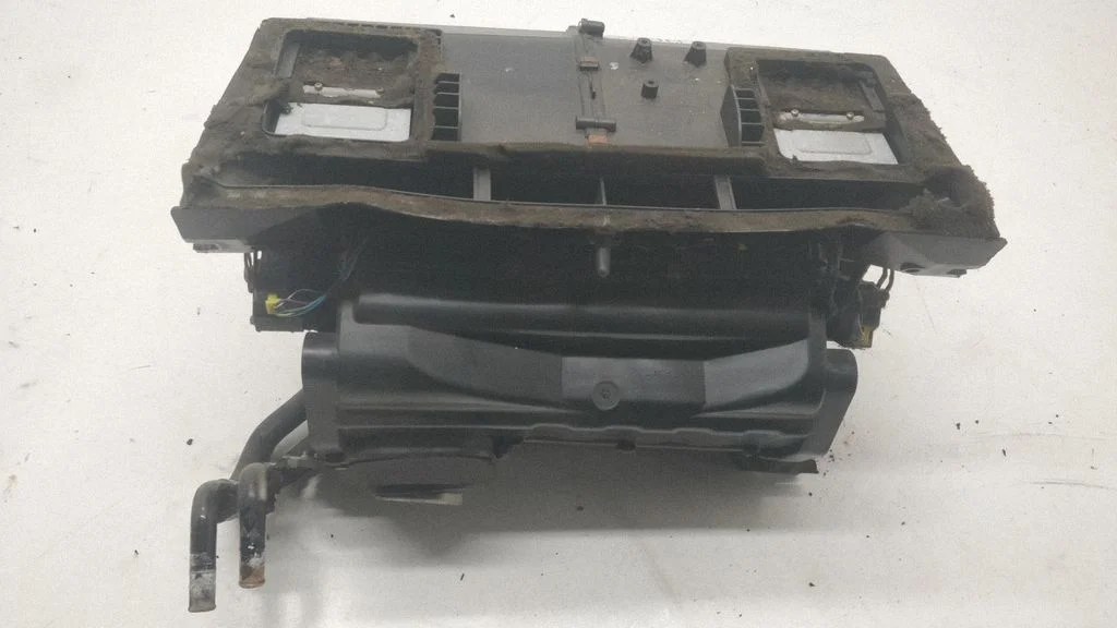Interior heater climate box assembly – Land Rover Discovery (1998-2004)