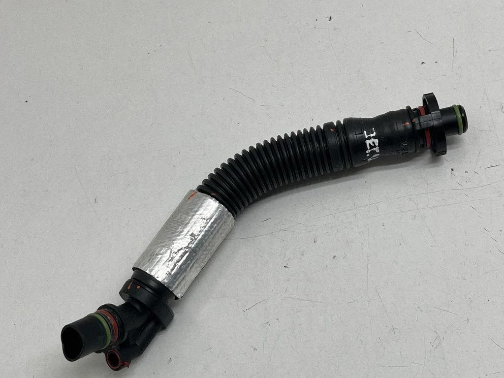 Engine coolant pipe/hose 05E103474AL