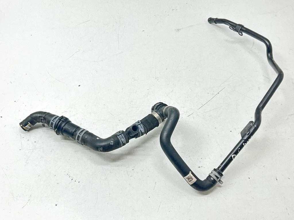 Engine coolant pipe/hose 8R0121113