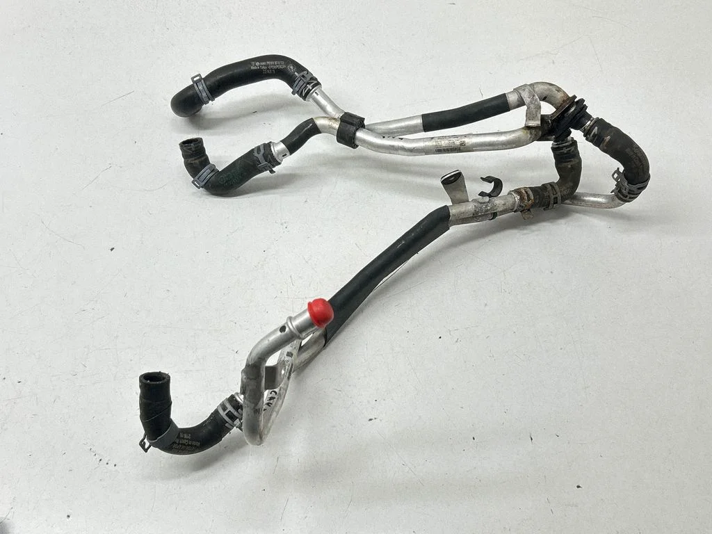 Engine coolant pipe/hose 7P5815660