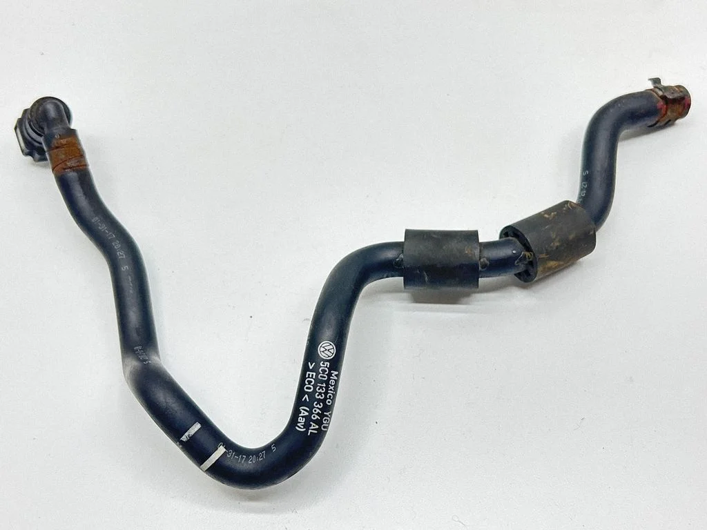 Engine coolant pipe/hose 5C0133366AL