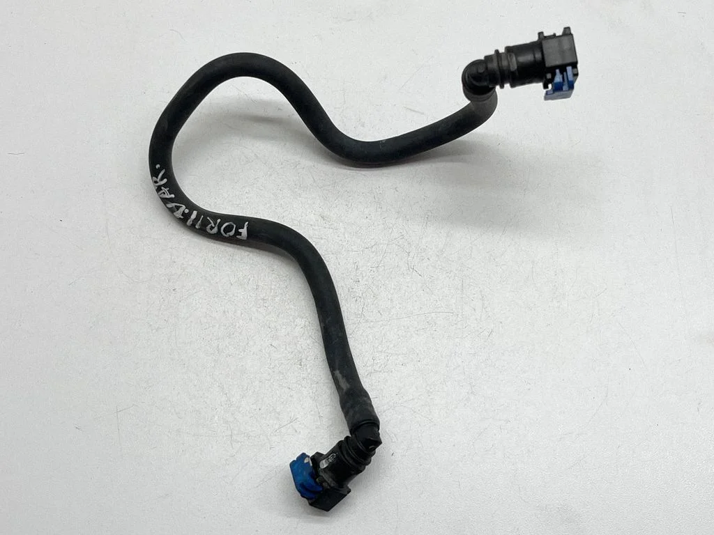 Engine coolant pipe/hose SXLQ
