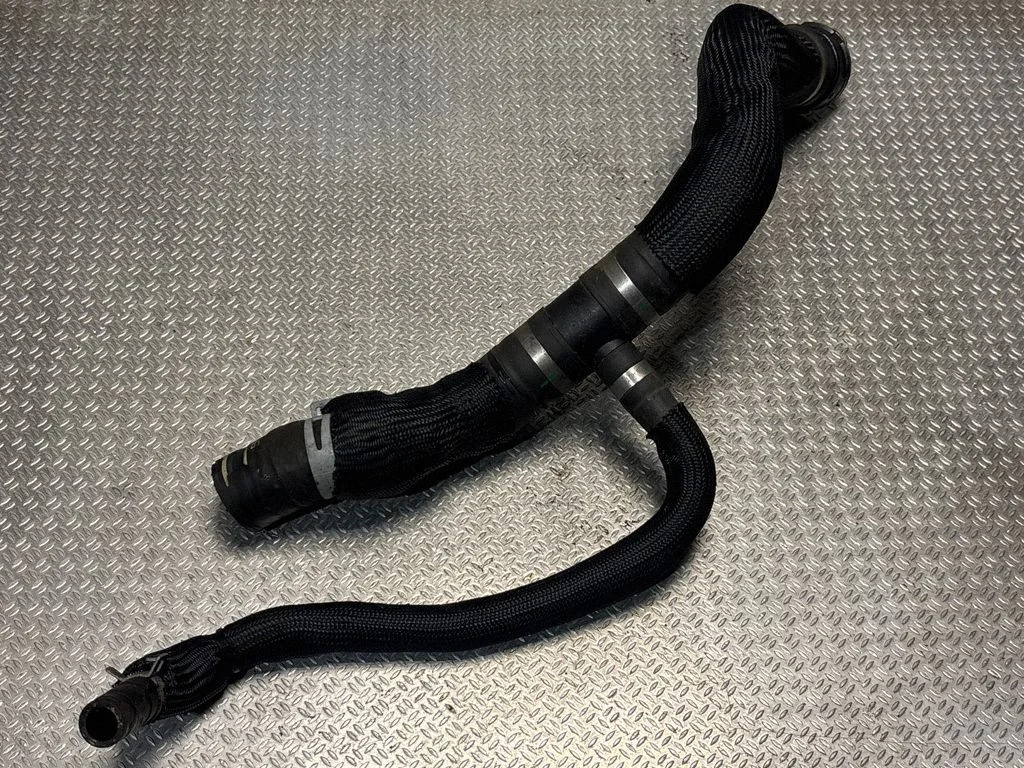 Engine coolant pipe/hose – Jeep Grand Cherokee WL (2021-)