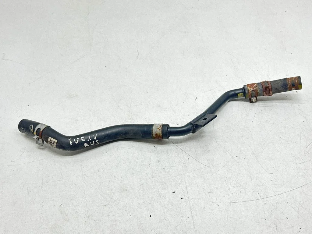 Engine coolant pipe/hose 25435P0000
