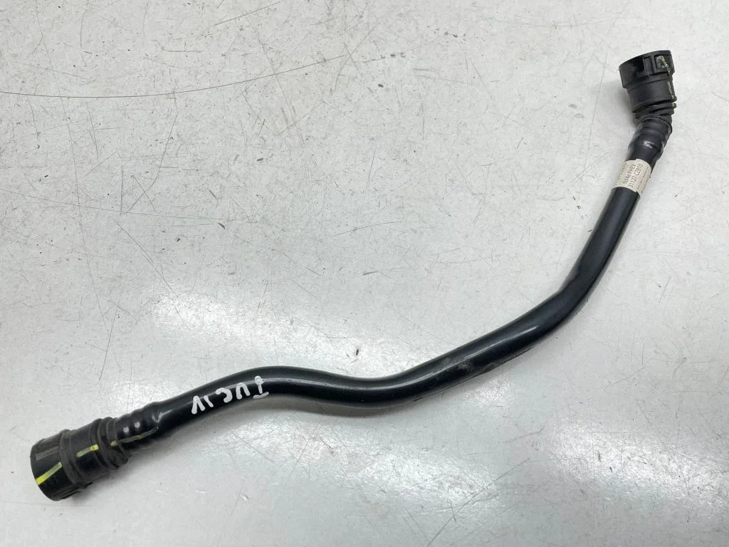 Engine coolant pipe/hose 31127CZ810