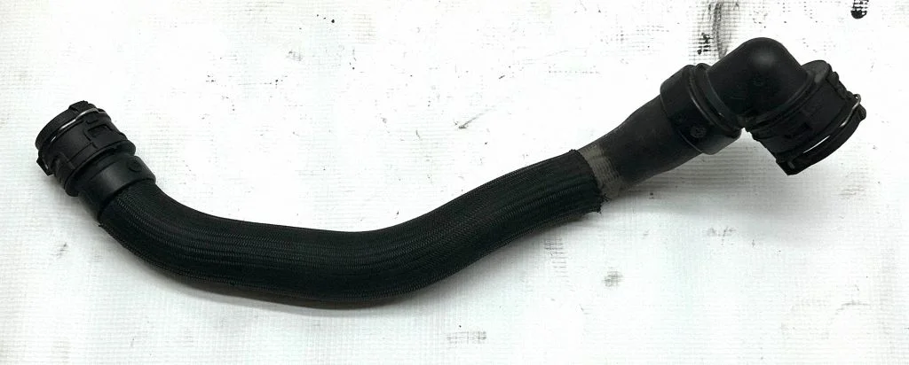 Przewody układu chłodzenia silnika – Toyota Proace (2016-)
