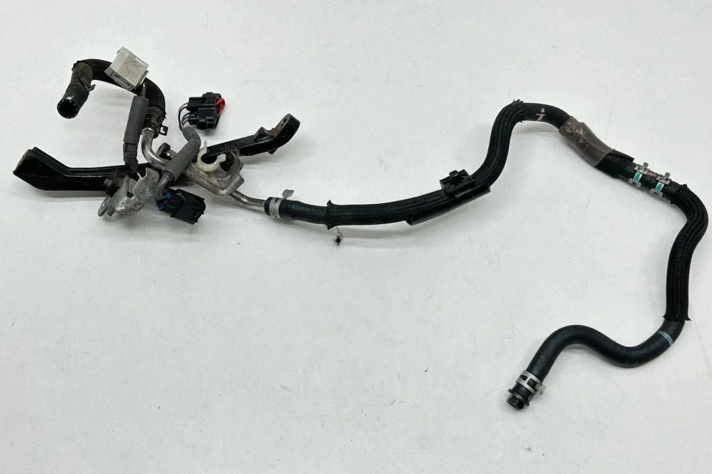Engine coolant pipe/hose 1711811390