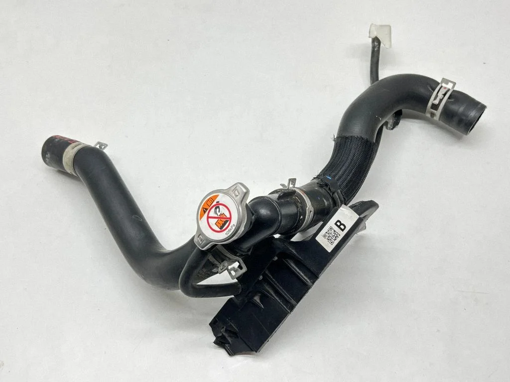 Engine coolant pipe/hose 16571K0050A