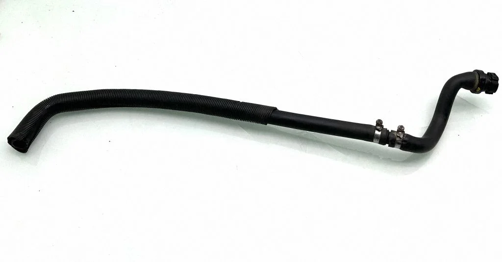 Engine coolant pipe/hose X632149
