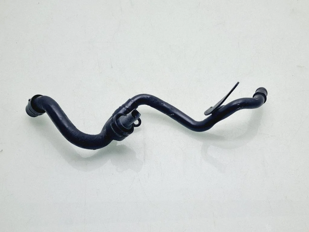 Engine coolant pipe/hose 059121065