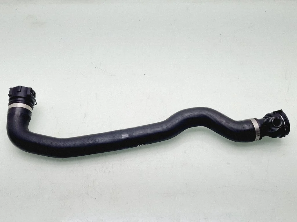 Engine coolant pipe/hose 7809817