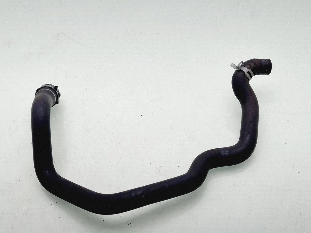 Engine coolant pipe/hose 9224372