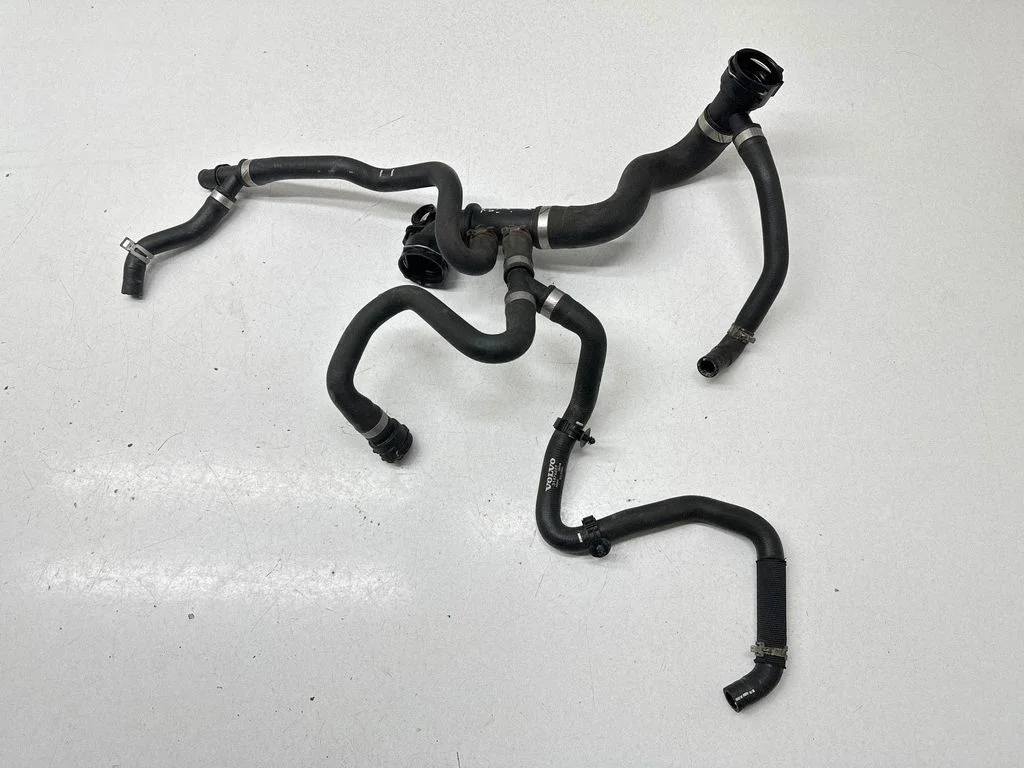 Engine coolant pipe/hose 31474497