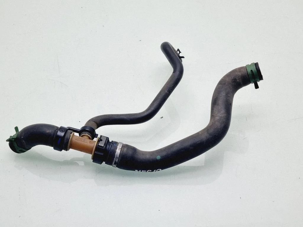 Engine coolant pipe/hose 1800429115