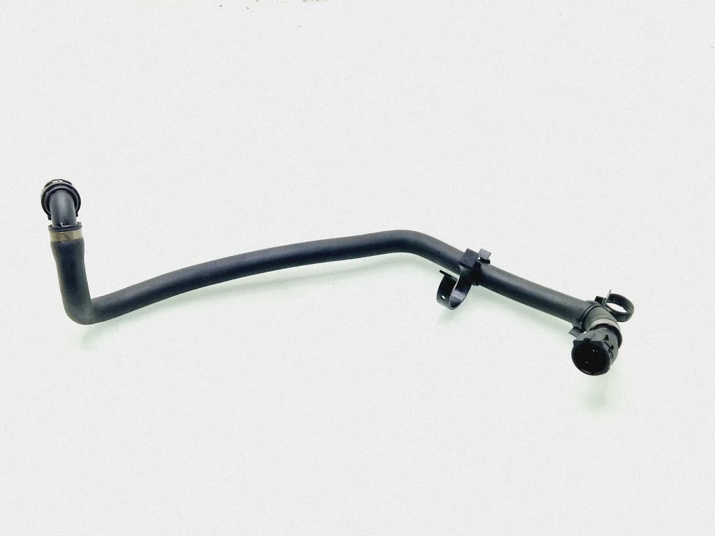 Engine coolant pipe/hose 64216945279