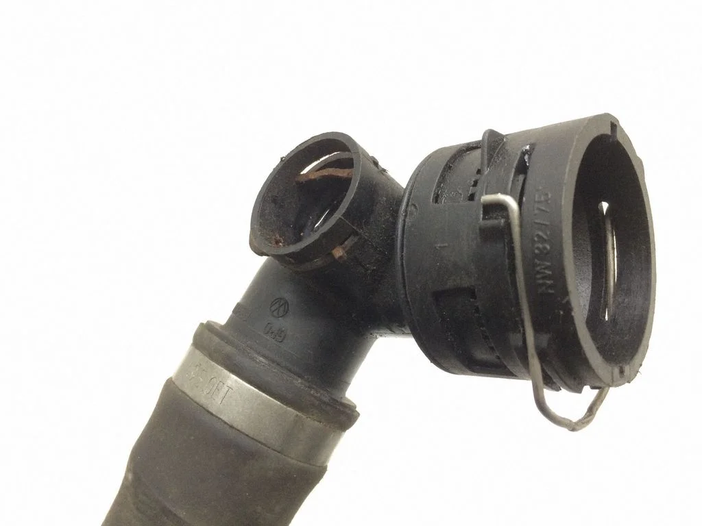 Engine coolant pipe/hose 7L6122291