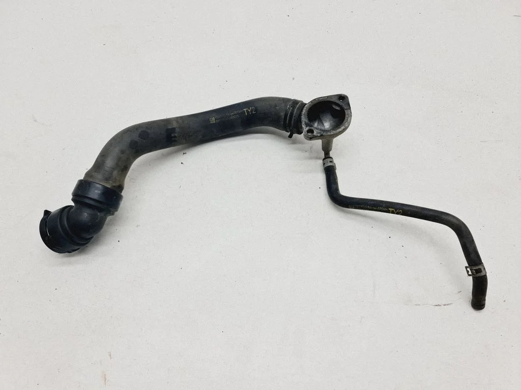 Engine coolant pipe/hose 13265572FA
