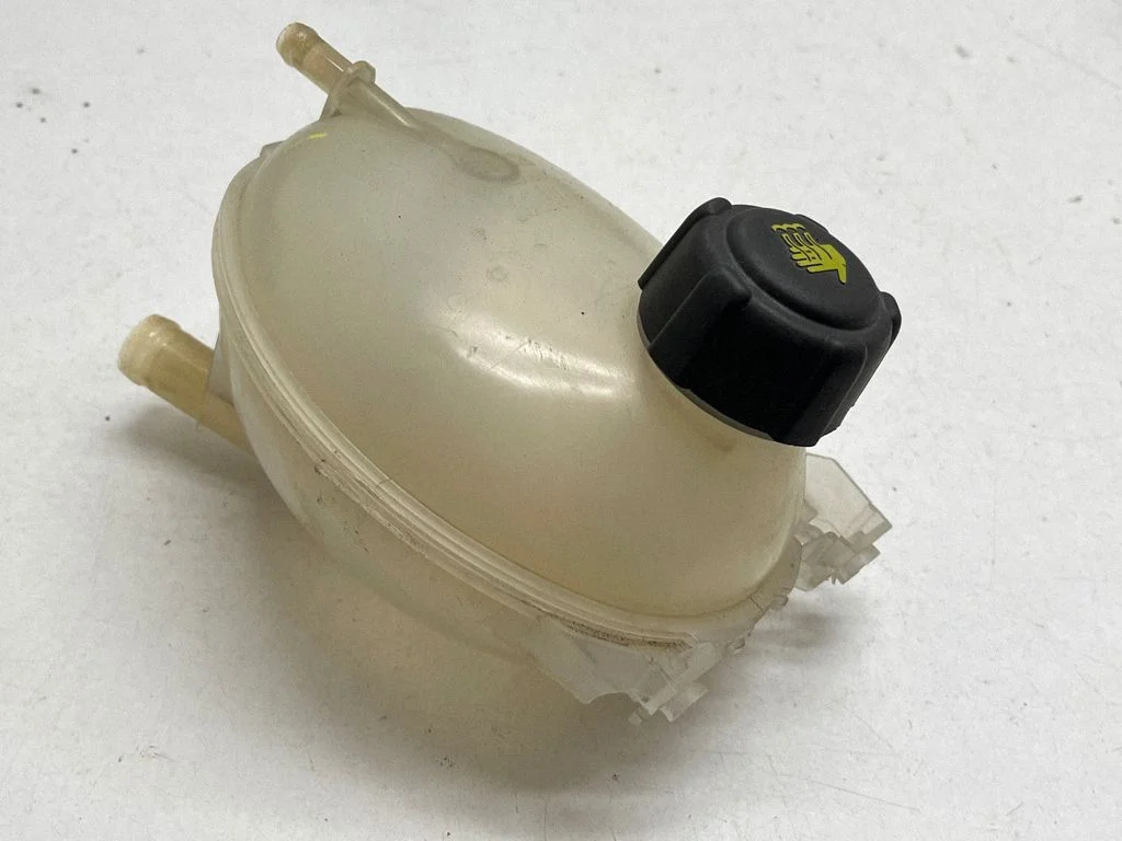 Coolant expansion tank/reservoir – Renault Captur (2013-2020)